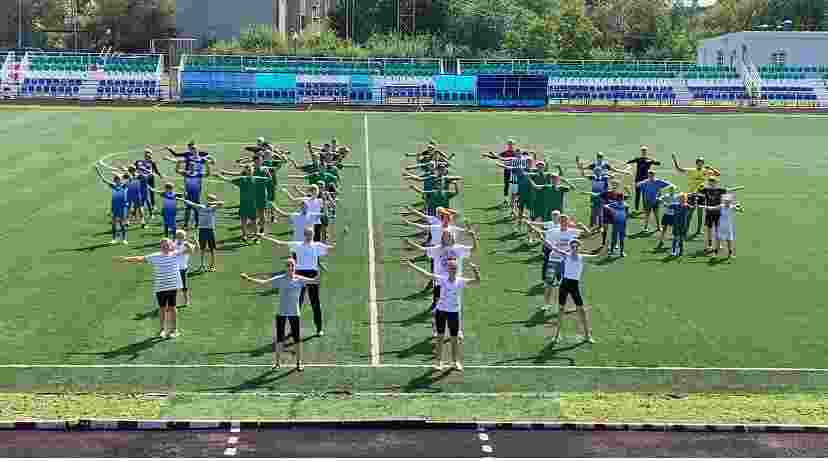 Стадион "Амурсельмаш" поздравляет с днём физкультурника!