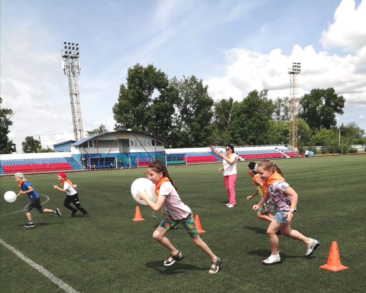 Спортивный праздник &laquo;Здравствуй лето!&raquo;
